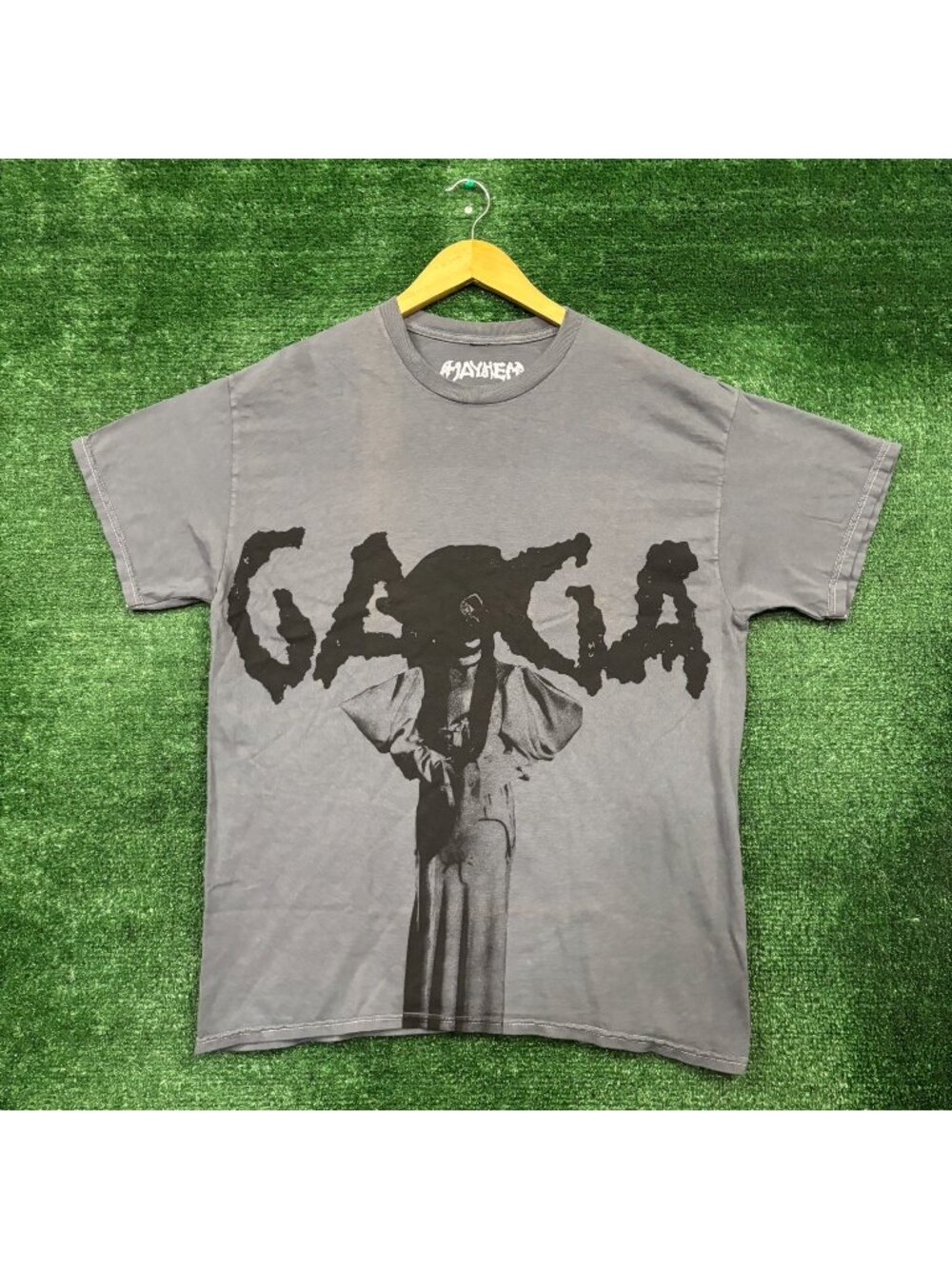 Lady Gaga Mayhem Synth-Pop Album T-Shirt Size Large